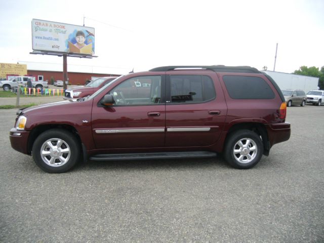 2004 GMC Envoy XL LS 2500 HD