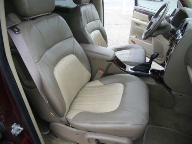 2004 GMC Envoy XL LS 2500 HD