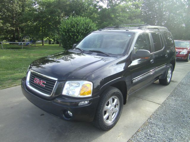 2005 GMC Envoy XL 4dr 2.9L Twin Turbo AWD SUV