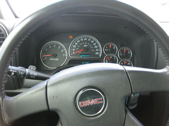 2005 GMC Envoy XL SE (gladbrook)