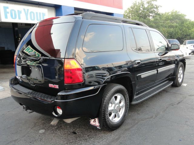 2005 GMC Envoy XL Luxury Performance 3.6L V6 /Pre Certified