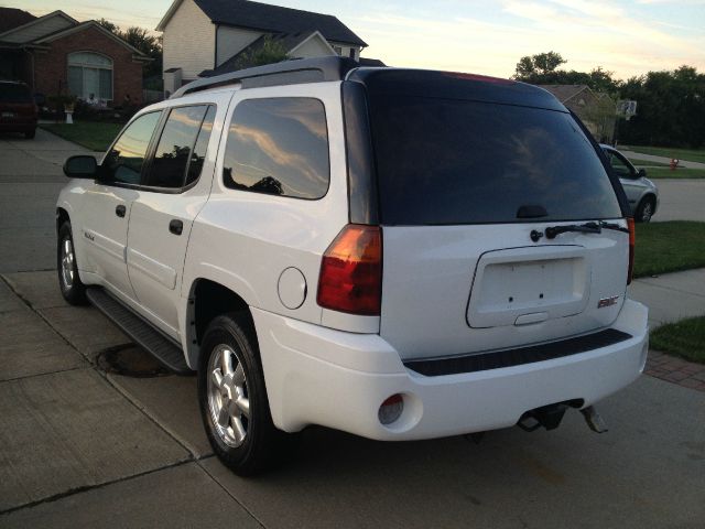 2005 GMC Envoy XL Sport 4WD