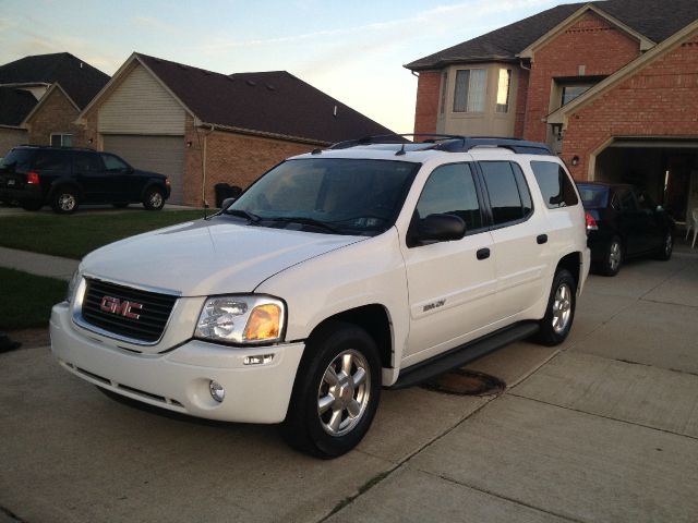2005 GMC Envoy XL Sport 4WD