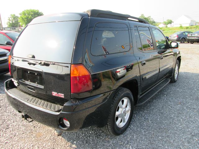 2005 GMC Envoy XL LS 2500 HD