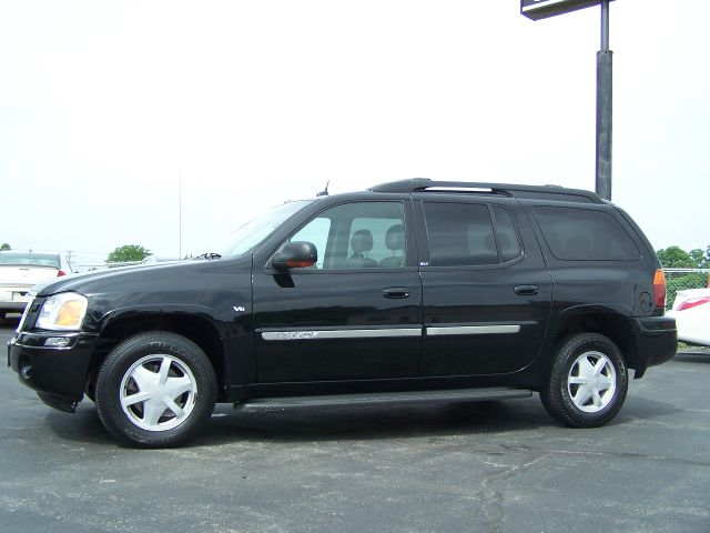 2005 GMC Envoy XL LS 2500 HD