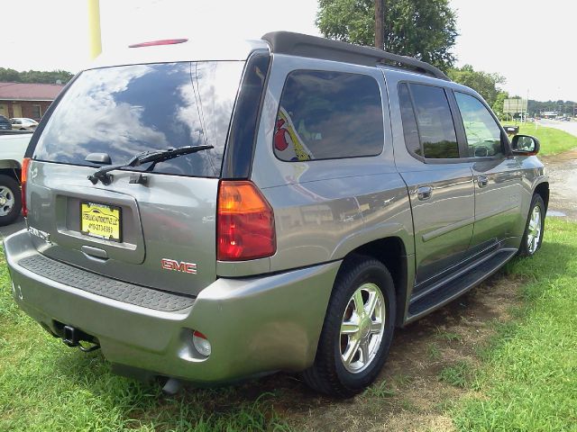 2005 GMC Envoy XL LS 2500hd CREW CAB 4X4 Diesel