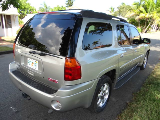 2005 GMC Envoy XL LS 2500 HD