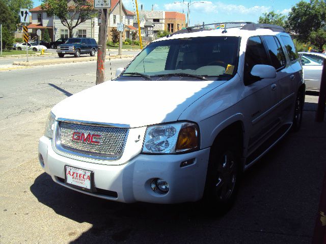 2005 GMC Envoy XL LS 2500hd CREW CAB 4X4 Diesel
