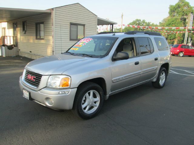 2005 GMC Envoy XL CREW CAB XLT Diesel