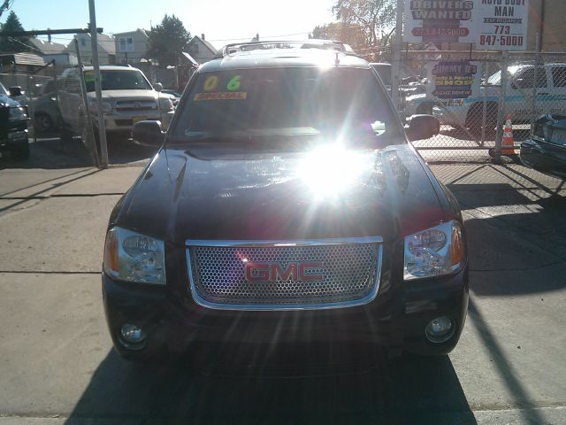 2006 GMC Envoy XL LS 2500hd CREW CAB 4X4 Diesel