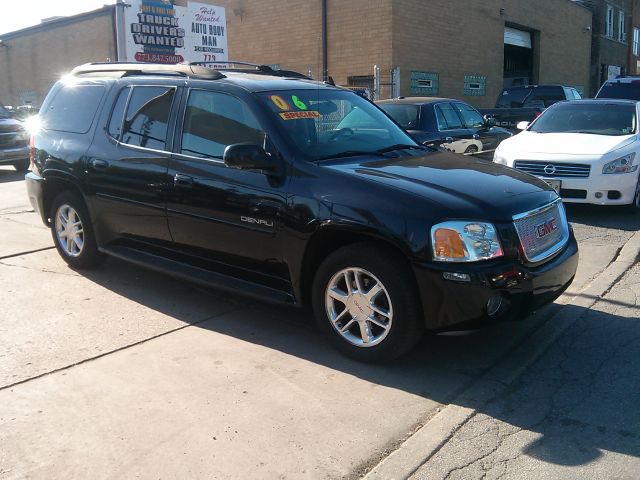 2006 GMC Envoy XL LS 2500hd CREW CAB 4X4 Diesel