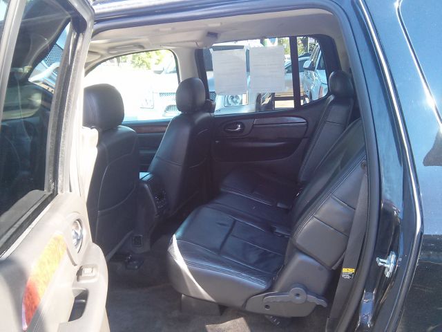 2006 GMC Envoy XL LS 2500hd CREW CAB 4X4 Diesel