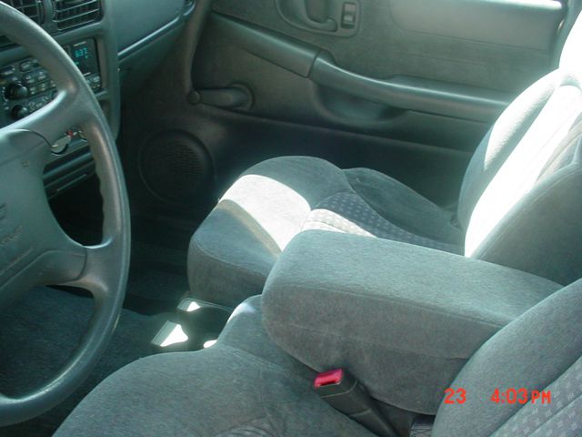 2006 GMC Envoy XL LS 2500 HD