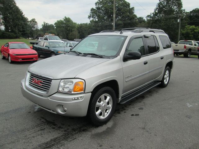 2006 GMC Envoy XL LS 2500 HD