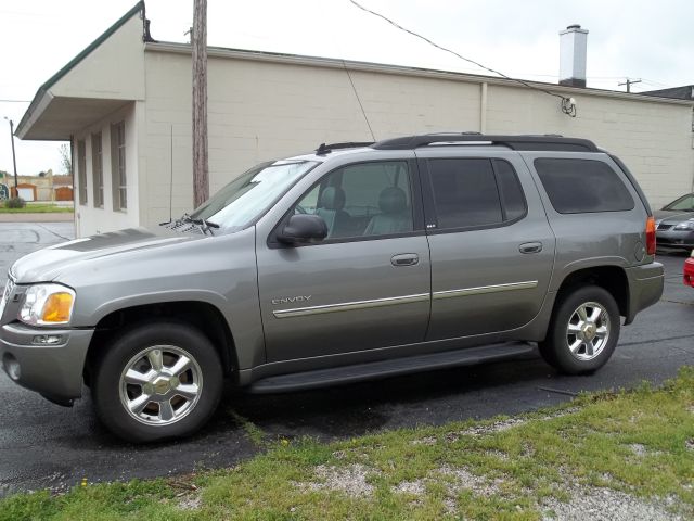 2006 GMC Envoy XL LS 2500 HD