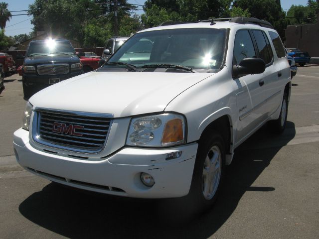 2006 GMC Envoy XL LS 2500hd CREW CAB 4X4 Diesel