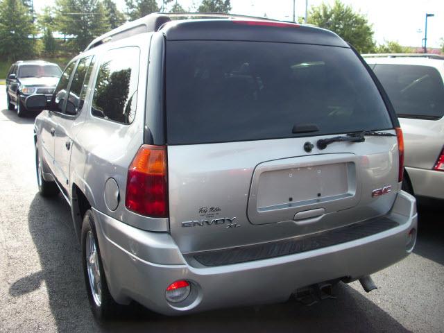 2006 GMC Envoy XL Sport 4WD