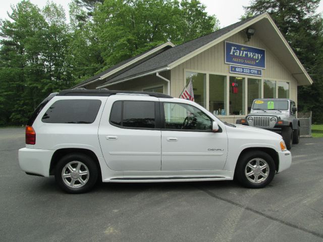 2006 GMC Envoy XL LS 2500hd CREW CAB 4X4 Diesel