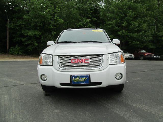 2006 GMC Envoy XL LS 2500hd CREW CAB 4X4 Diesel