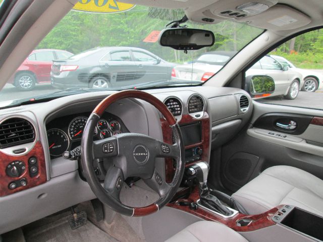 2006 GMC Envoy XL LS 2500hd CREW CAB 4X4 Diesel