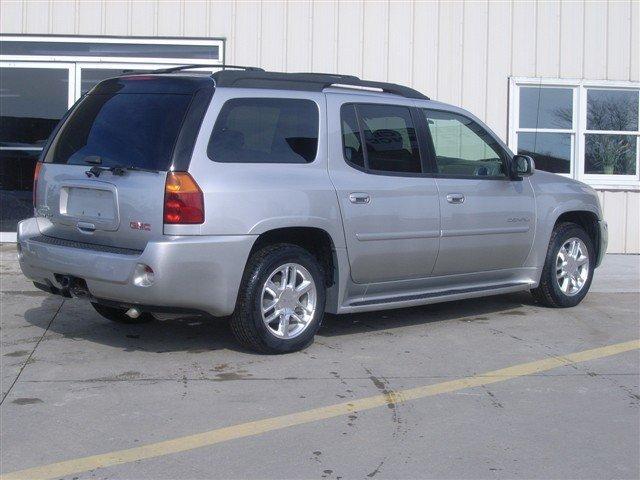2006 GMC Envoy XL EX Sedan 4D