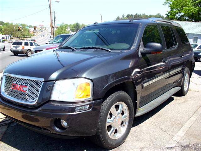 2004 GMC Envoy XUV LS 2500hd CREW CAB 4X4 Diesel