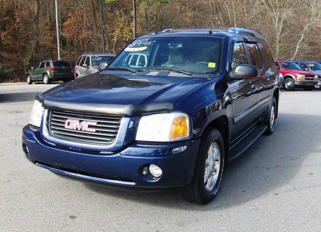 2004 GMC Envoy XUV 4 Dr 2.5 Sedan