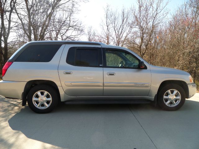 2004 GMC Envoy XUV CTS AWD