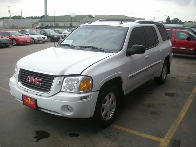 2004 GMC Envoy XUV SLT