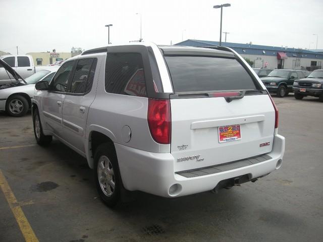 2004 GMC Envoy XUV SLT