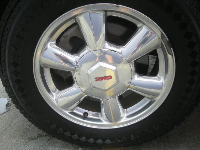 2004 GMC Envoy XUV SLT