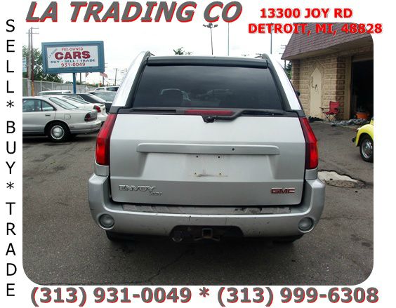 2004 GMC Envoy XUV 4 Dr 2.5 Sedan