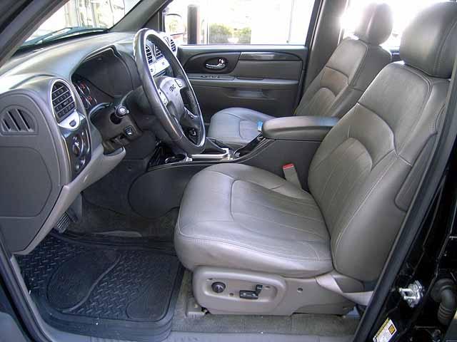 2004 GMC Envoy XUV SLT