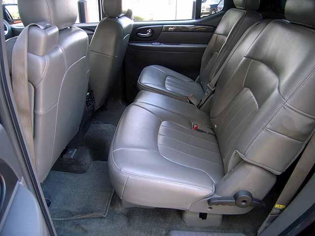 2004 GMC Envoy XUV SLT