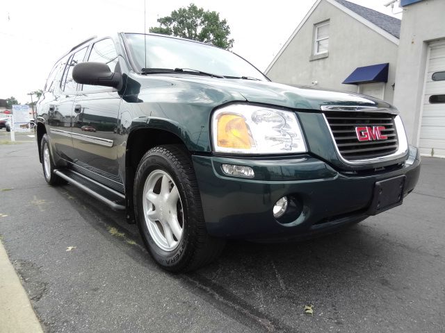 2005 GMC Envoy XUV 4 Dr 2.5 Sedan