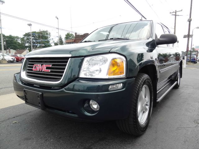 2005 GMC Envoy XUV 4 Dr 2.5 Sedan