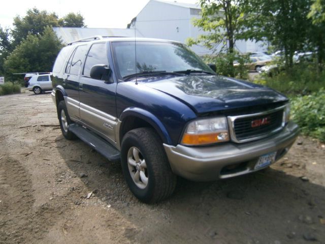 2001 GMC Jimmy L Sport Utility