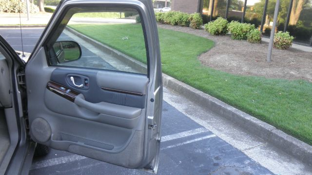 1999 GMC Jimmy or Envoy 1500 SLT 4X4