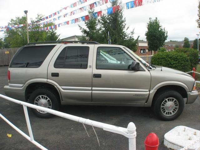 2000 GMC Jimmy or Envoy Luxury- Navigation