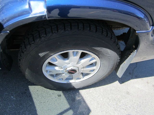 2000 GMC Jimmy or Envoy 1500 LT Z71 4WD