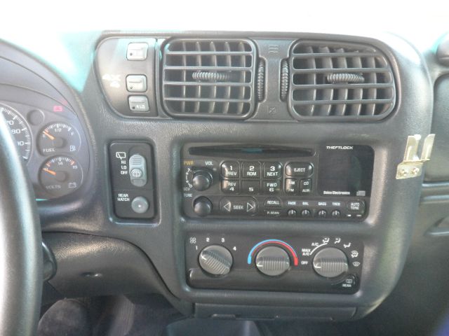 2000 GMC Jimmy or Envoy 1500 LT Z71 4WD