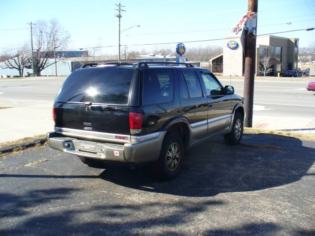 2000 GMC Jimmy or Envoy SLT