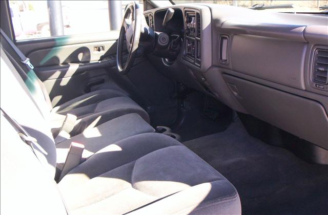 2005 GMC K1500 V8 R-design