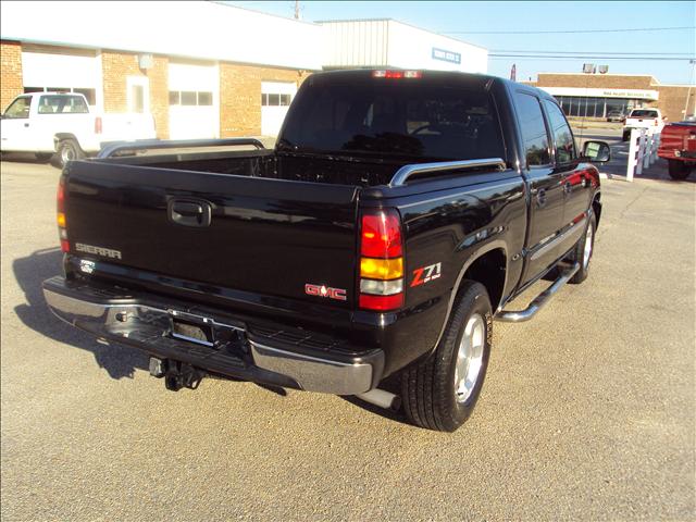 2006 GMC K1500 EX Coupe 2D