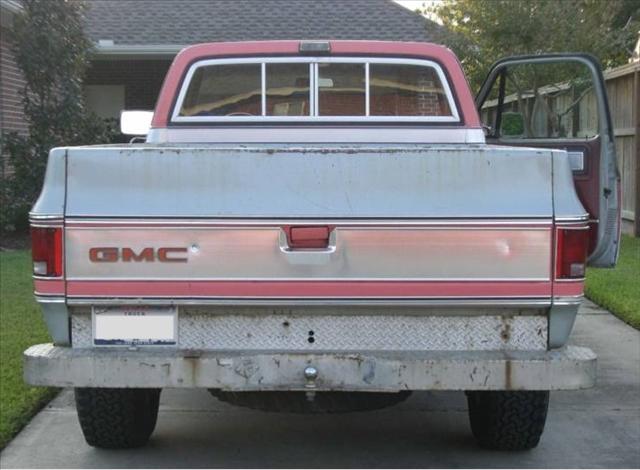 1980 GMC K2500 2.0L Automatic SE