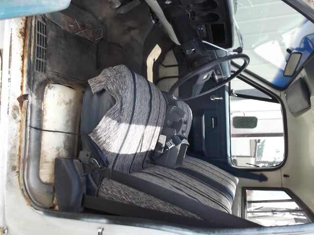 1987 GMC R2500 Lariat 4D Crew Cab Truck