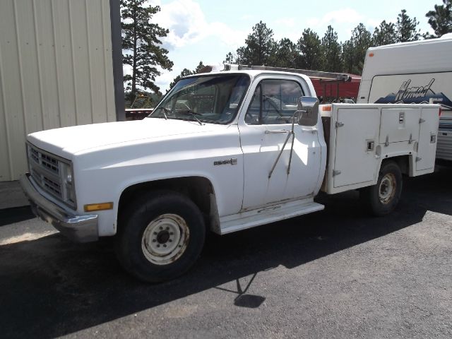 1987 GMC R2500 Lariat 4D Crew Cab Truck