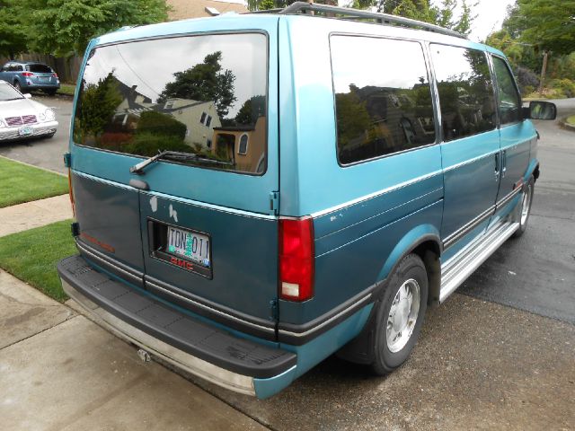 1993 GMC Safari 2.8L Manual Quattro