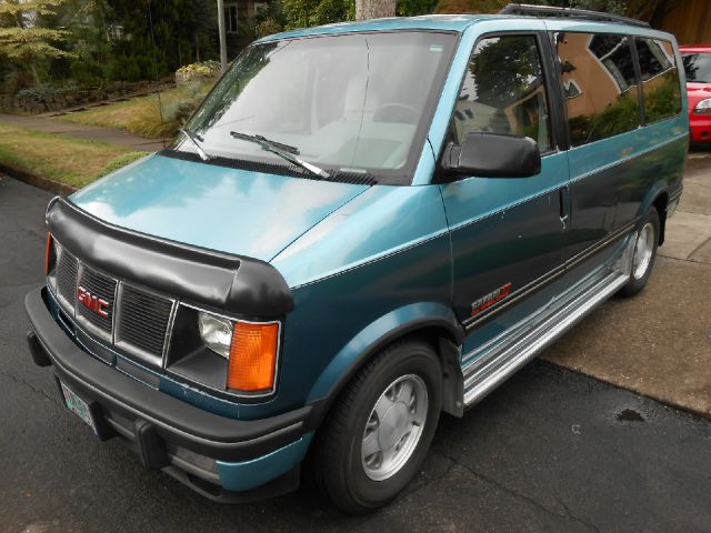 1993 GMC Safari 2.8L Manual Quattro
