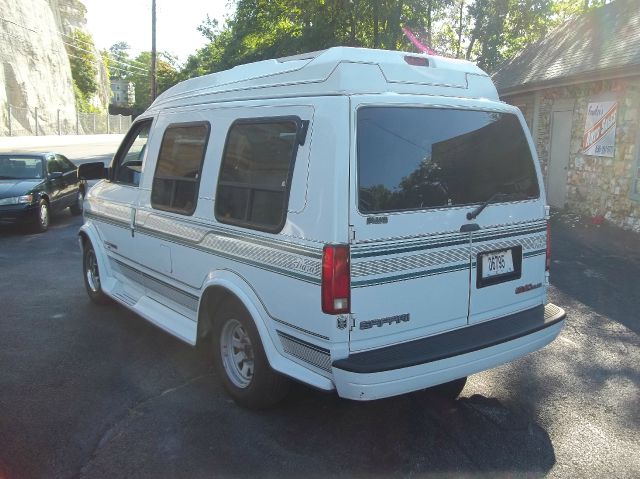 1995 GMC Safari V6 4x4 SUV